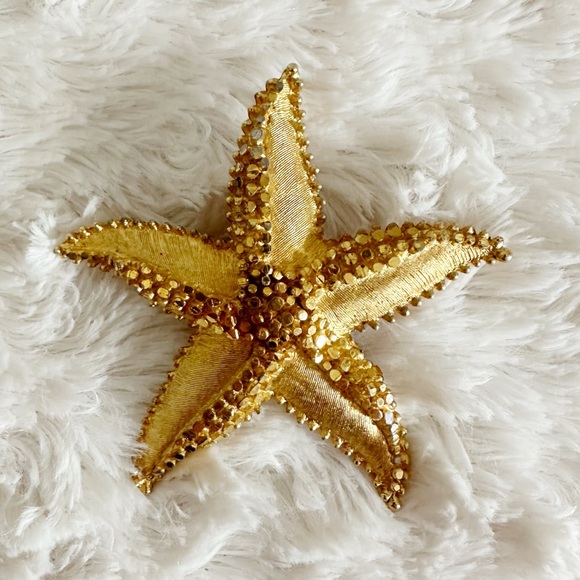 Vintage Jewelry - Vintage Signed BSK Starfish Brooch